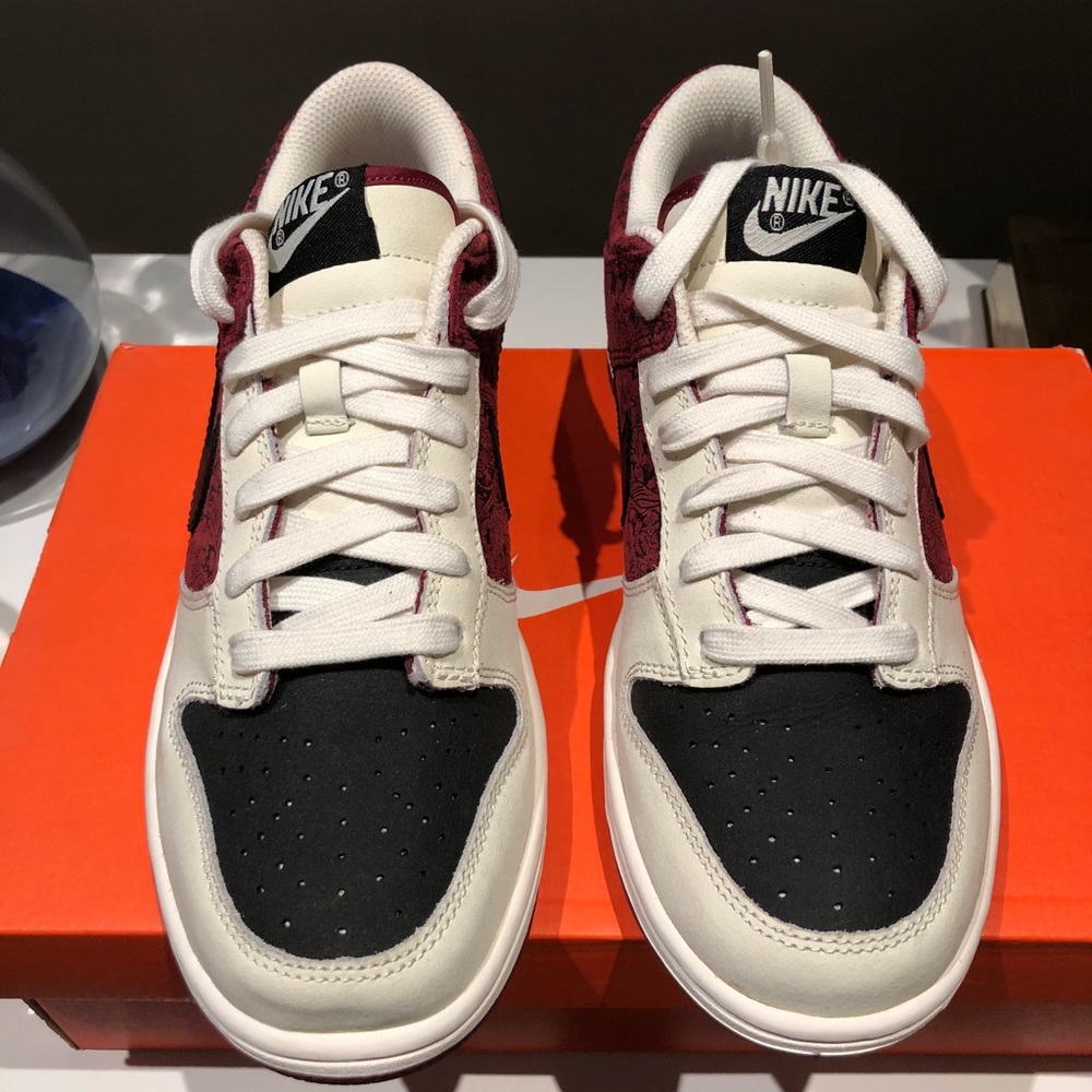 Nike Dunk Low